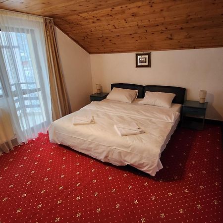 Holiday Houses Sinaia Ngoại thất bức ảnh