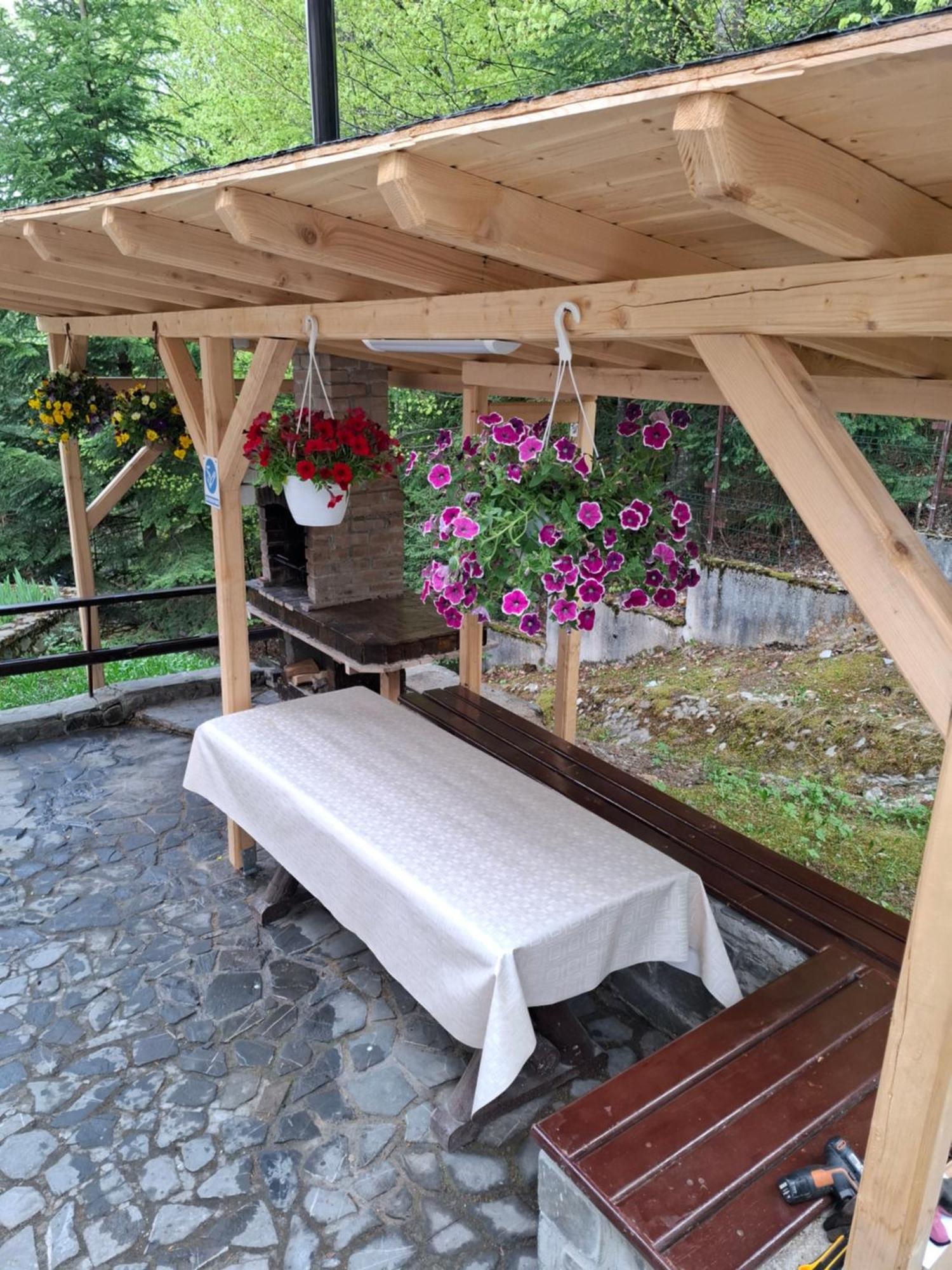 Holiday Houses Sinaia Ngoại thất bức ảnh